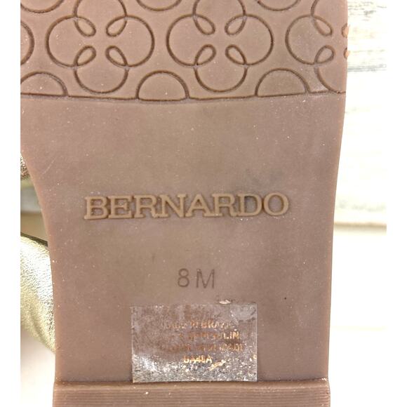 Bernardo Womens 8 Gold Leather Miami Thong Slip-On Flat Sandals Vacation Summer - Picture 6 of 9